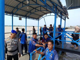 Antisipasi Gangguan Kamtibmas dan Laka Laut, Polairud Inhil Gencarkan Imbauan di Pelabuhan