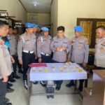 TES URINE DI LAKSANAKAN SECARA MENDADAK DI POLSEK PULAU KIJANG UNTUK MEMASTIKAN TIDAK ADANYA KETERLIBATAN ANGOTA