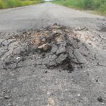 Diduga Aspal di Bawah Standar, Proyek Jalan Poros Pekaitan Senilai Rp10 Milyard Sudah Rusak