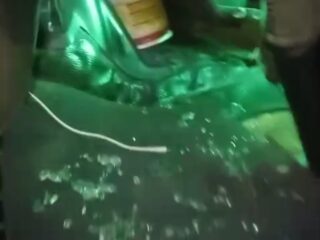 Tidak kasih uang parkir kaca depan Mobil Dumptruk col Diesel di pecahkan di Pertigaan Citra Maja -Lebak - Banten