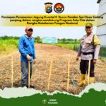 Dukung Ketahanan Pangan , Polsek Tembilahan Hulu Cek Kesiapan Lahan Jagung di Desa Sialang Panjang .