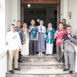 Bupati Herman dan Ketua TP-PKK Inhil Lepas Keberangkatan Arifa Rahma Maulydha ke Jakarta, Wakili Riau sebagai Paskibraka Nasional 2026