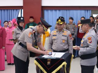 polda Riau Pimpin Sertijab Dirintel, Kabid Humas hingga 4 Kapolres