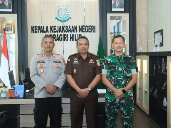 Kapolres Indragiri Hilir Perkuat Sinergitas TNI, Polri, dan Kejaksaan Melalui Silaturahmi