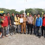 Terima Tuntutan Aksi Aliansi Mahasiswa dan Rakyat Soal Harga Kelapa, Bupati Herman Minta Dukungan Bersama